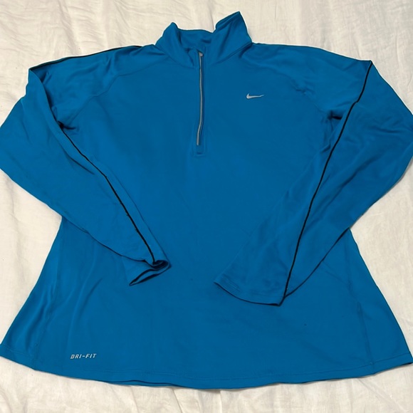 Nike long sleeved top - Turquoise - zipper neck and reflective details - Large - Picture 1 of 10